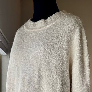 Old Navy fluffy cream colored sweater in size large tall